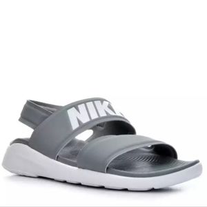 WOMEN'S NIKE TANJUN SPORT SANDALS Size 12